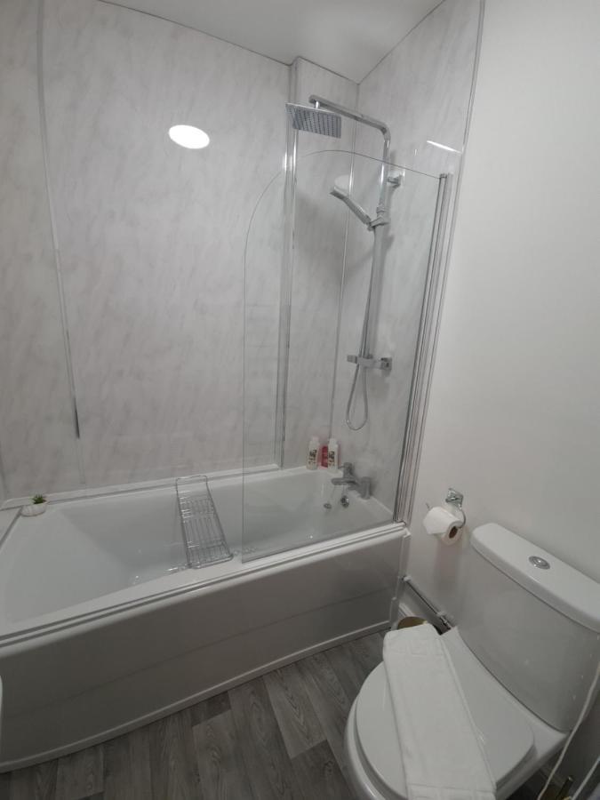 Ocean Pearl - 4 Bedroom House Σουόνσι Εξωτερικό φωτογραφία